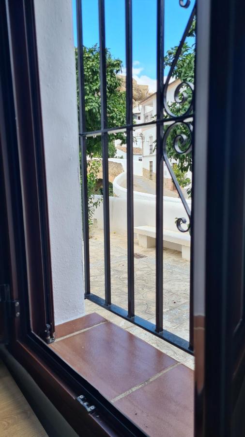 Apartamento Puente Triana Setenil De Las Bodegas Exterior photo